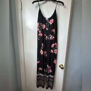Eyeshadow - Floral Jumpsuit (Size Medium)